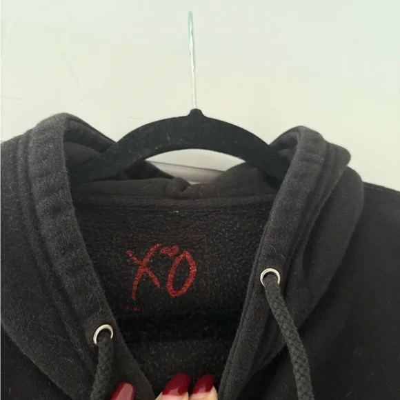 The Weeknd Tour Merch Legend XO Sweatshirt Black - Picture 4 of 6